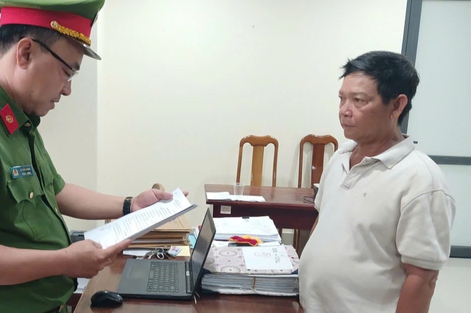 Khởi tố một giám đốc doanh nghiệp ở miền Tây
