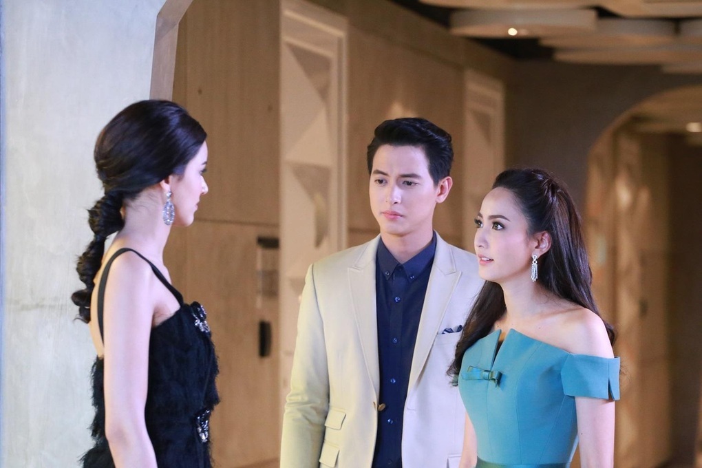 Sốc khi gặp người yêu của anh trai, tôi muốn phơi bày quá khứ của cô ấy