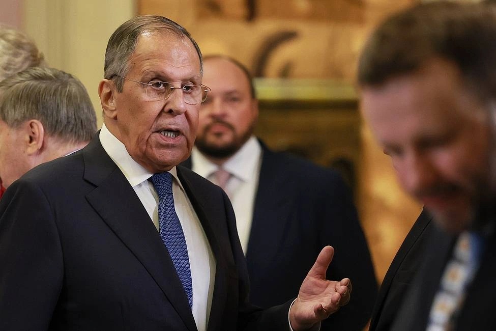 Nga mời Tổng thống Ukraine đến Moscow đàm phán