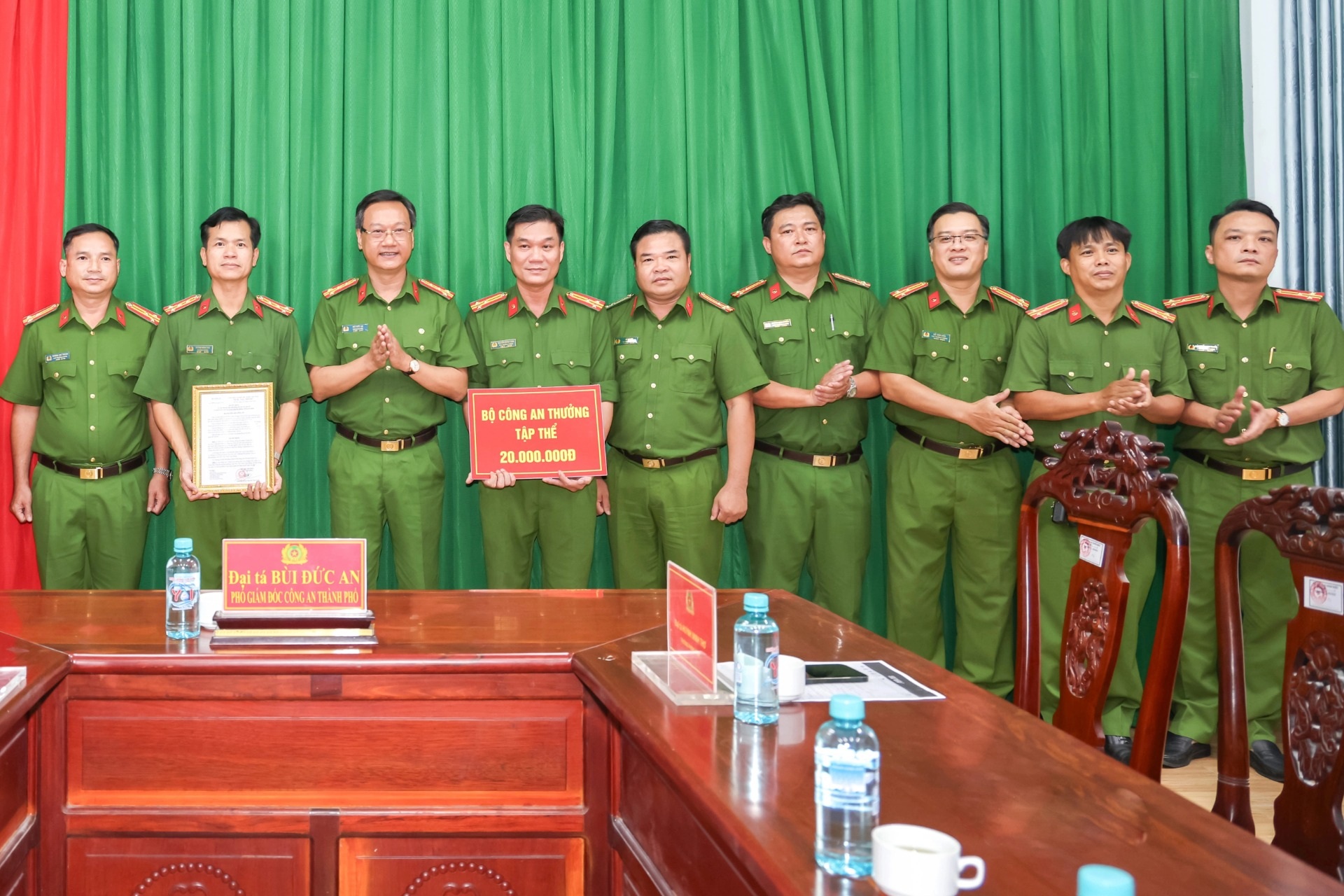 Công an Cần Thơ vượt 500km truy bắt kẻ giết người, cướp tài sản ở Campuchia