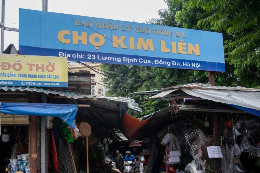 Chủ tịch Hà Nội yêu cầu kiểm tra việc chợ Kim Liên dừng hoạt động
