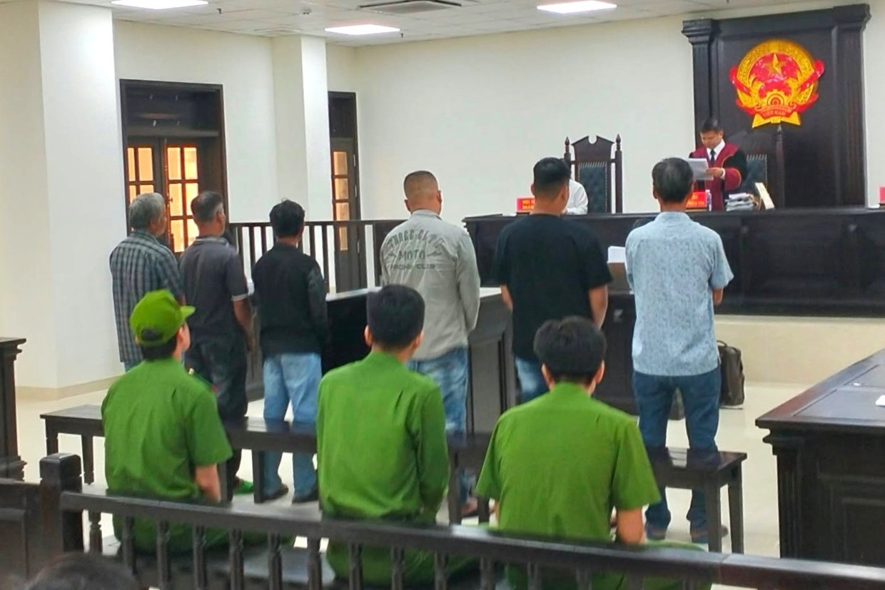 Đánh nhau gây náo loạn bệnh viện, 6 bị cáo lĩnh án