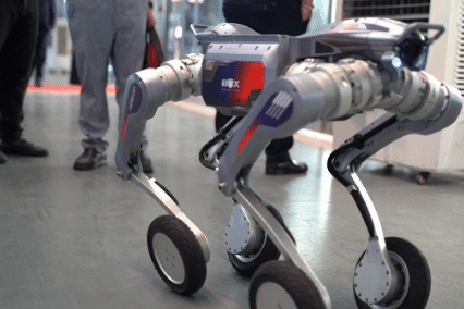 Robot, giải pháp AI gây chú ý tại Ngày hội đổi mới sáng tạo