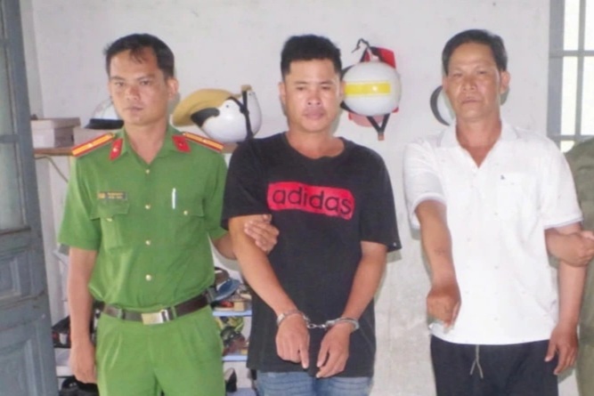 Bắt hai người đàn ông chuyên trộm cắp tài sản ở Tây Ninh