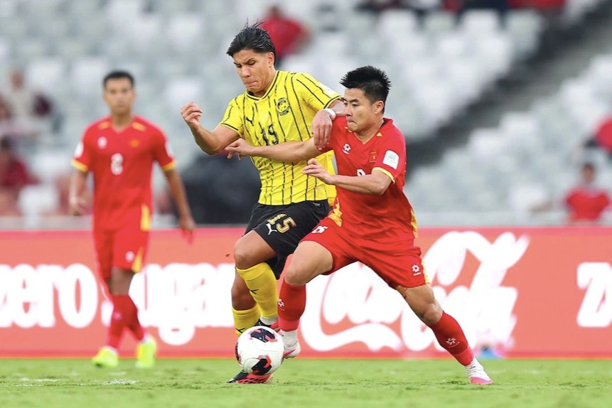 Đội tuyển Việt Nam bị FIFA trừ điểm nặng sau trận thua Malaysia