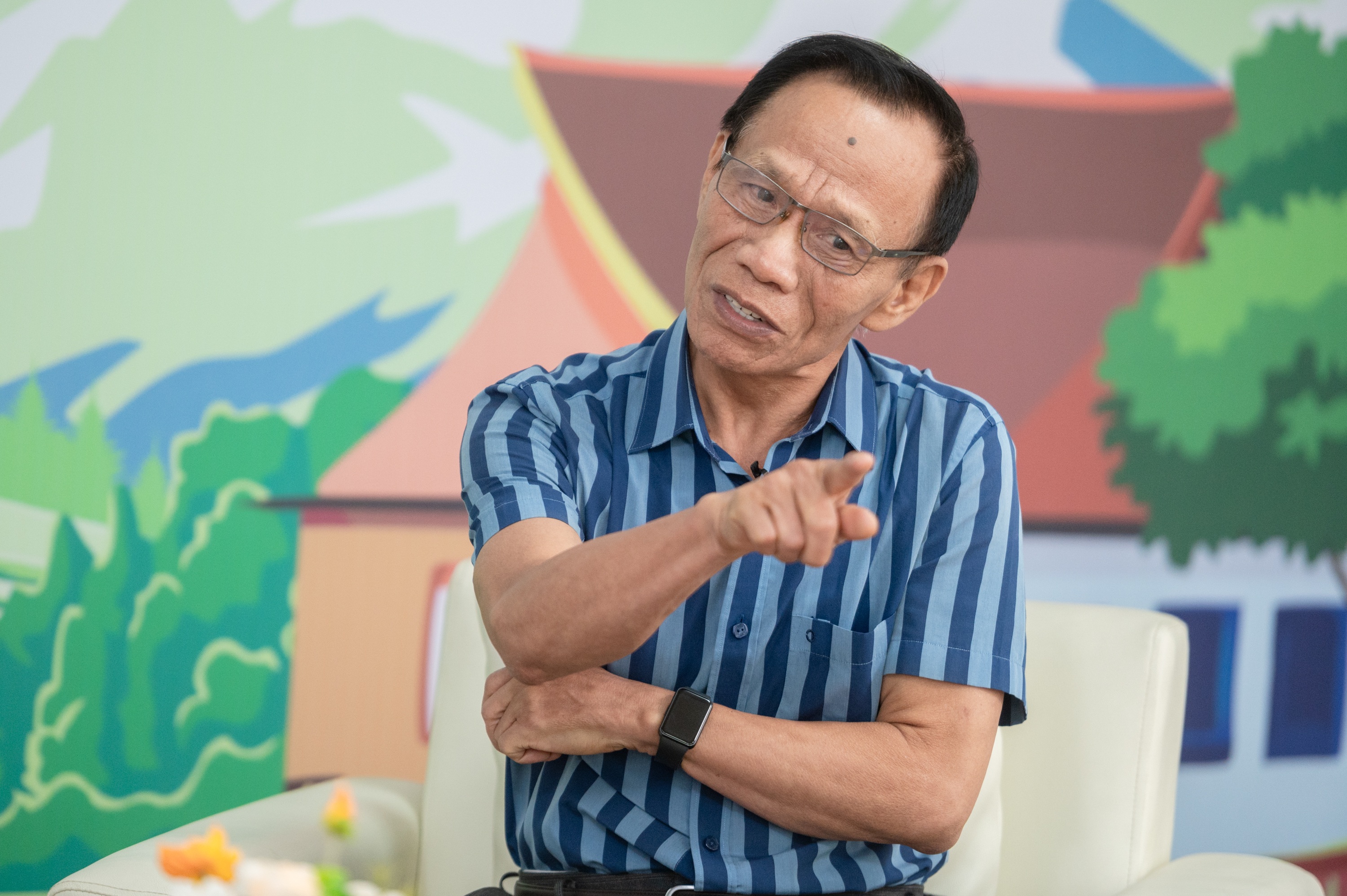 Muốn kinh tế miền núi đi xa, trước hết phải nối được những con đường