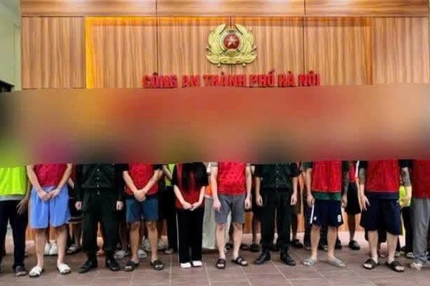 Khởi tố 21 bị can trong đường dây buôn bán hàng cấm trong lĩnh vực thẩm mỹ