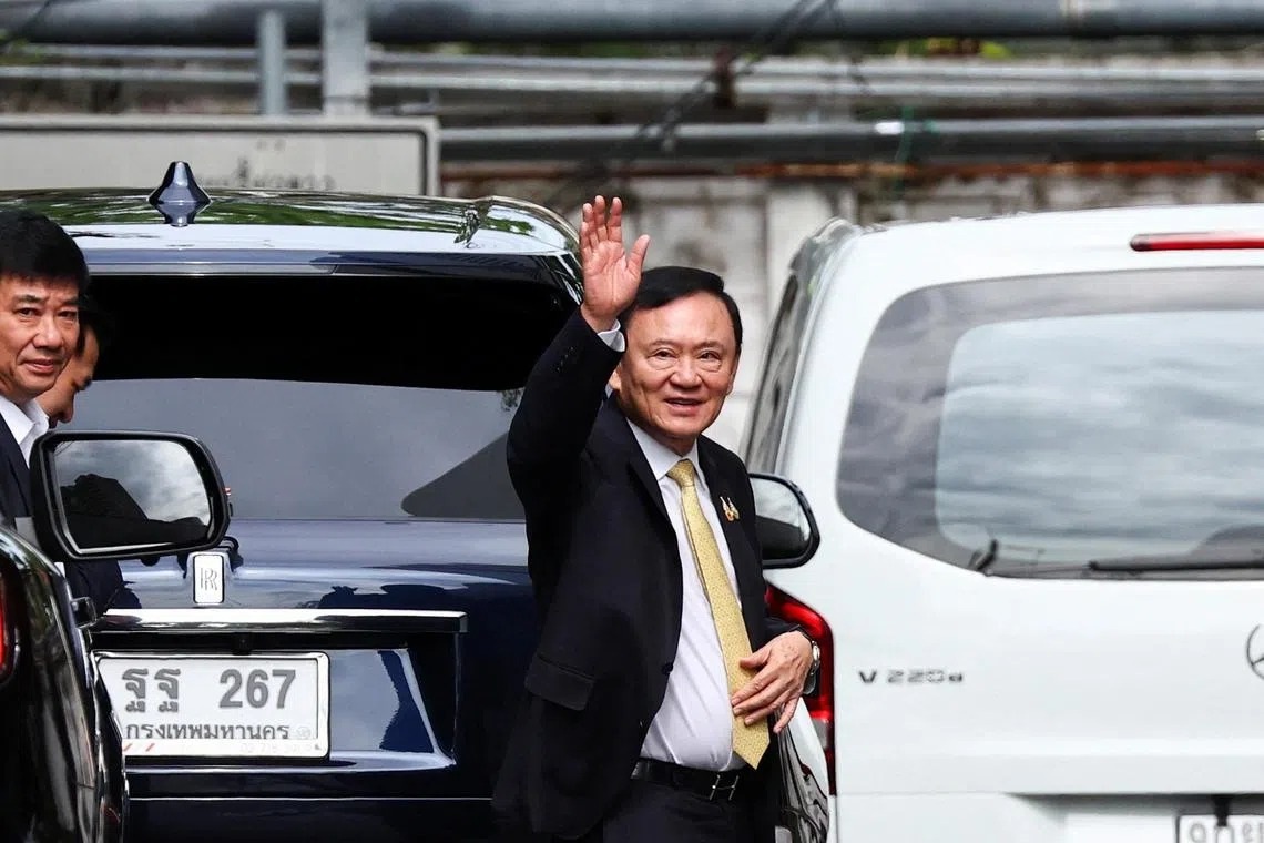 Thái Lan tịch thu xe chống đạn của ông Thaksin