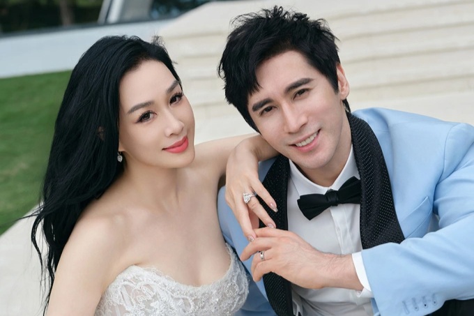 “Mỹ nhân gốc Việt đẹp nhất châu Á”: U60 viên mãn bên chồng kém 12 tuổi