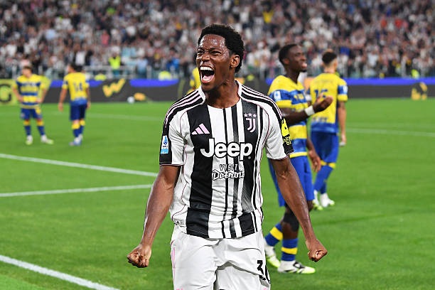 Juventus, AC Milan và Leverkusen thắng ấn tượng ở Europa League