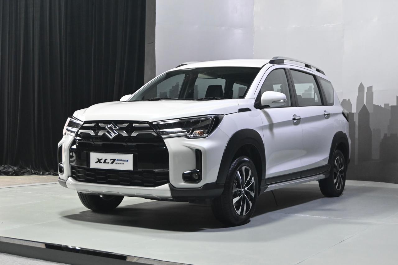 Suzuki XL7 mới được xác nhận sắp ra mắt, xe đời cũ giảm 100 triệu đồng