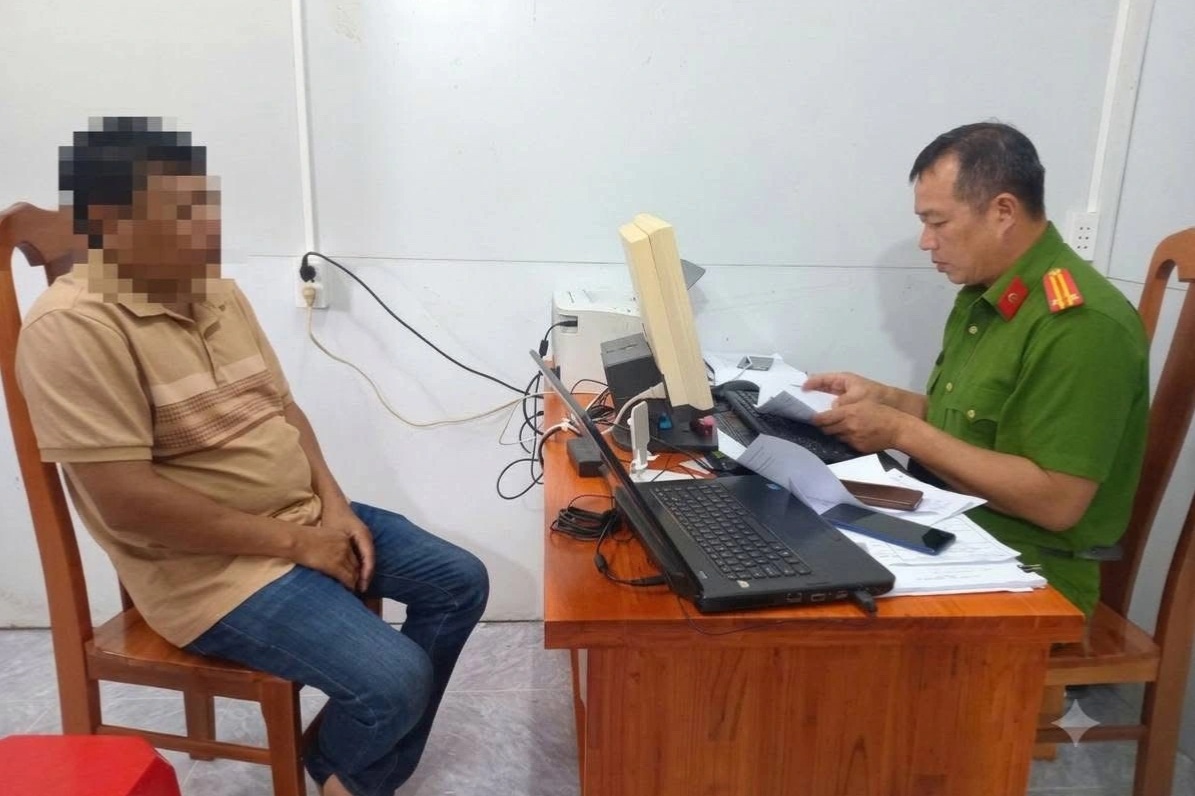 Xúc phạm bảo vệ miếu Bà Chúa Xứ, người đàn ông bị phạt 12,5 triệu đồng