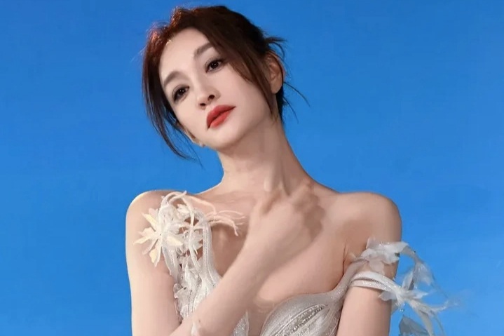 Lý Tiểu Nhiễm ly hôn chồng doanh nhân sau 11 năm chung sống không có con