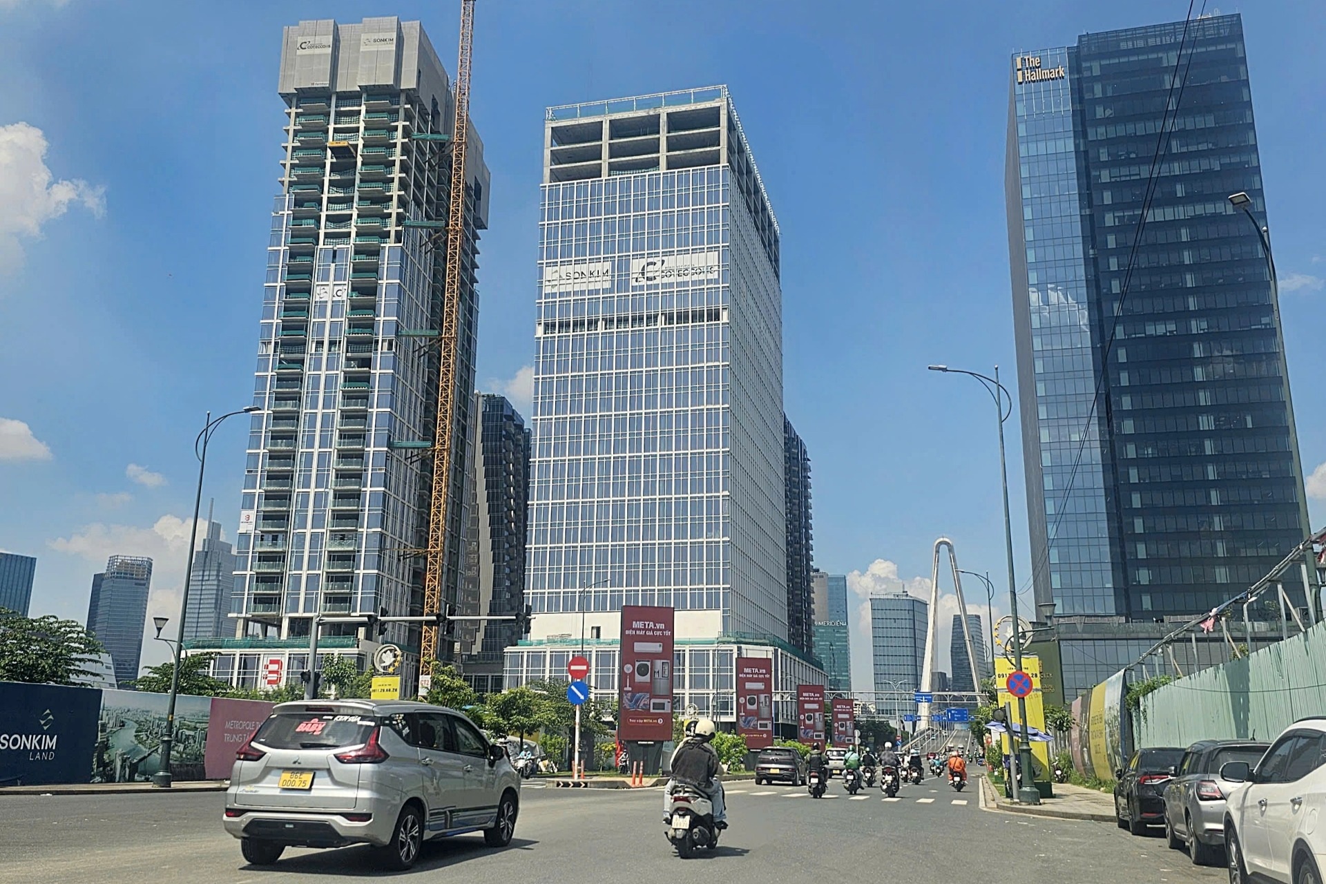 Đất Thủ Thiêm hơn 1 tỷ đồng/m2, căn hộ xung quanh đắt cỡ nào?