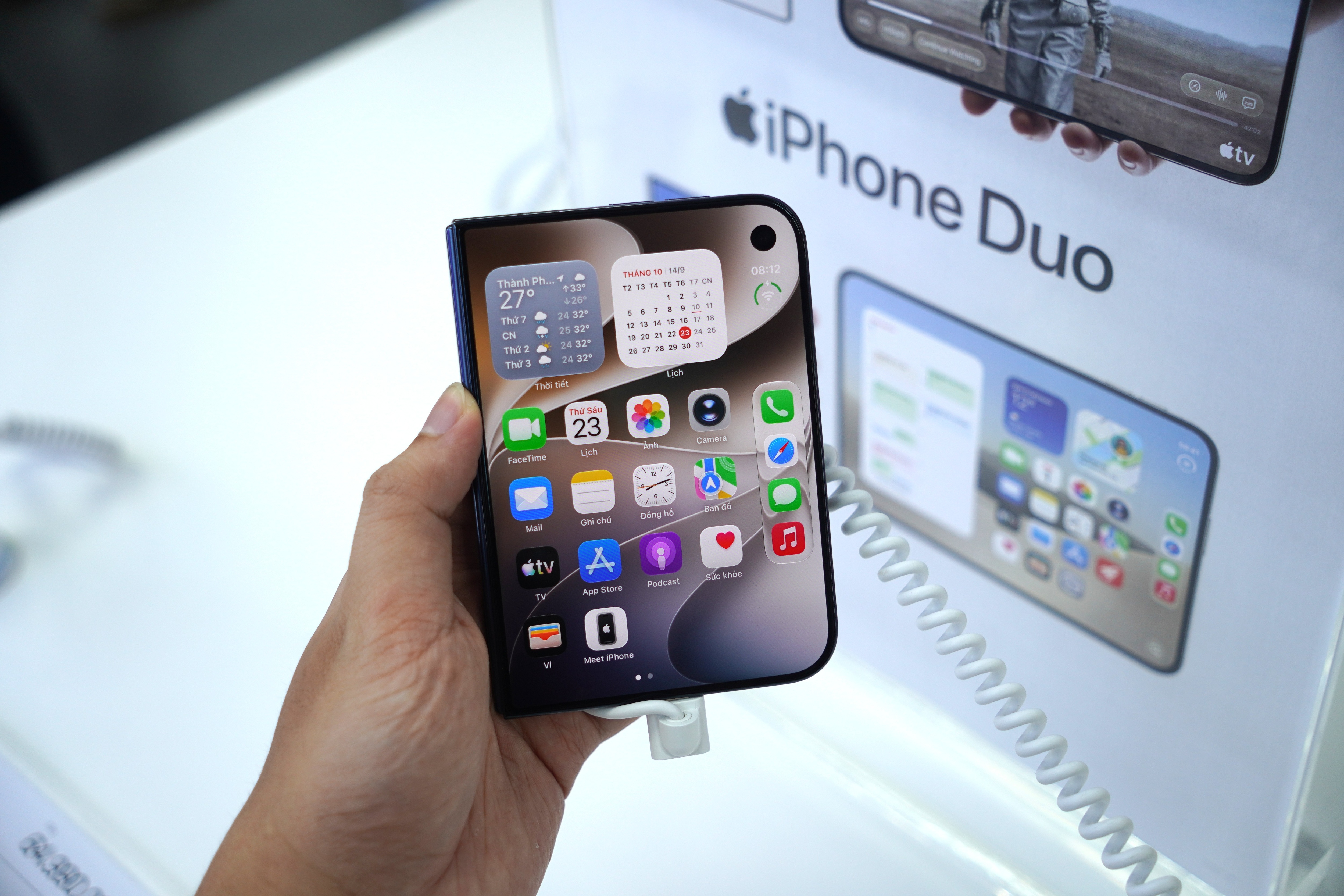 iPhone Duo được giao đến tay người dùng Việt Nam
