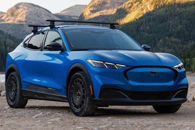 Ford Mustang Mach-E 2027 ra mắt: Thêm gói trang bị, pin tiêu chuẩn lớn hơn