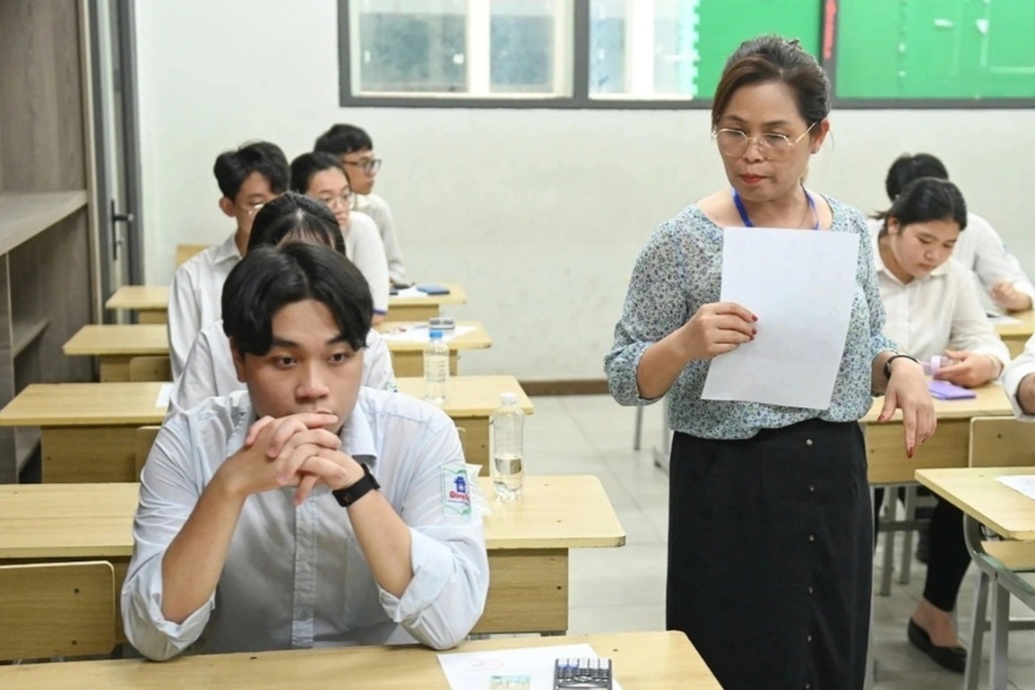 Đề xuất so sánh điểm thi tốt nghiệp với kết quả học để ngăn ngừa tiêu cực