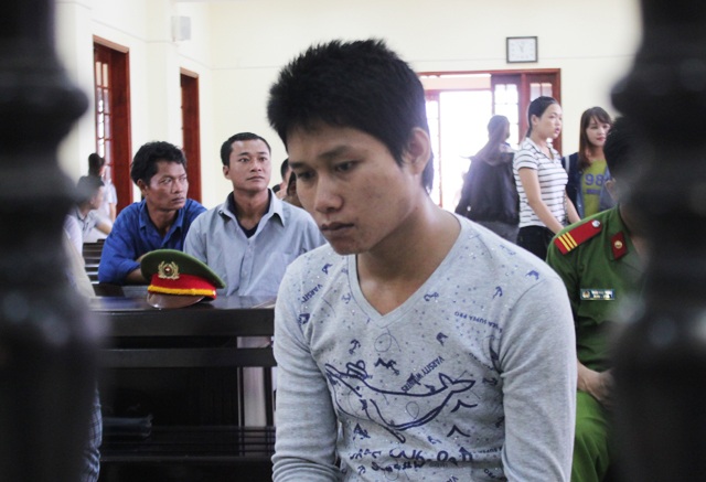 Lên cơn ảo giác, chú giết cháu hơn 1 tuổi - 1 Xeo Văn Nhi tại phiên tòa.
