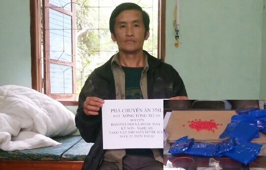 Bị vây bắt, đối tượng buôn ma túy nhảy xuống vực để thoát thân - 1 Đối tượng Xồng Tồng Xo cùng tang vật.