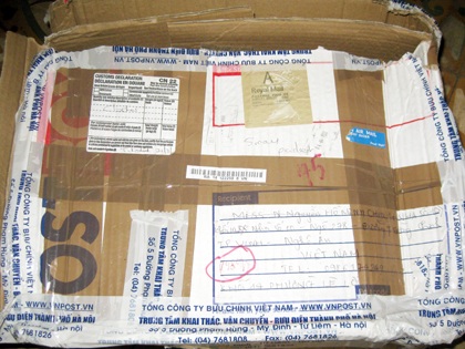 Rắc rối truy tìm vụ Iphone 4 biến thành máy cạo râu - 1