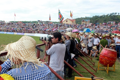 "Nóng hầm hập" vòng chung kết lễ hội chọi trâu Đồ Sơn - 8