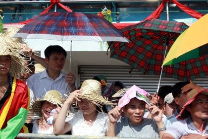 "Nóng hầm hập" vòng chung kết lễ hội chọi trâu Đồ Sơn - 10