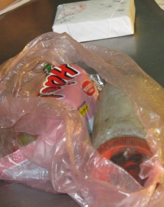 Xem xét khởi tố 6 đối tượng liên quan đến vụ cướp tiệm vàng - 2