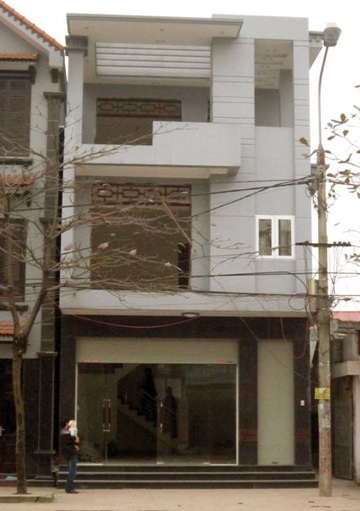 Liên tục hoãn xét xử, cụ bà 85 tuổi bức xúc với tòa án