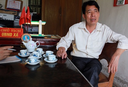 Nạn cát tặc “nuốt” đất canh tác của nông dân