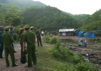 Ra quân “dẹp loạn” tại mỏ than đẹp nhất Quảng Ninh - 1 Ra quân “dẹp loạn” tại mỏ than đẹp nhất Quảng Ninh - 1