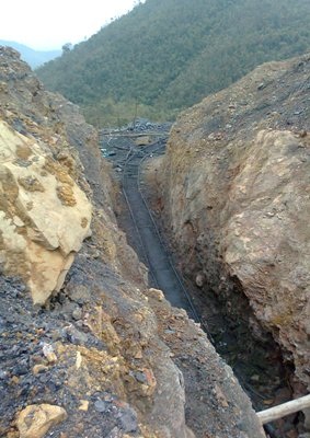 Ra quân “dẹp loạn” tại mỏ than đẹp nhất Quảng Ninh - 5 Ra quân “dẹp loạn” tại mỏ than đẹp nhất Quảng Ninh - 5