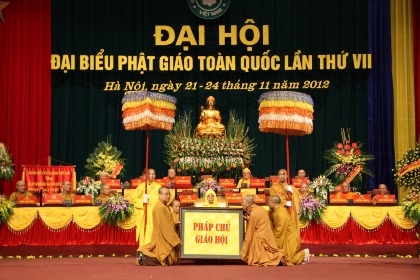 Đại hội Phật giáo toàn quốc lần VII thành công tốt đẹp - 2 Hòa thượng Thích Phổ Tuệ tiếp tục làm Pháp chủ GHPGVN.