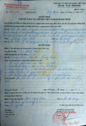 Quyết định tạm giữ phương tiện chở cá tầm nghi nhập lậu của cơ quan chức năng tỉnh Lạng Sơn.