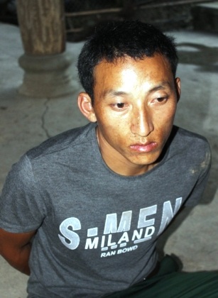 Đối tượng Giàng A Chư bị bắt giữ.