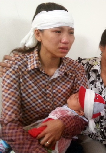 Những giây phút căng thẳng tại phiên tòa vụ “quan tài diễu phố” - 1 Những giây phút căng thẳng tại phiên tòa vụ “quan tài diễu phố”
