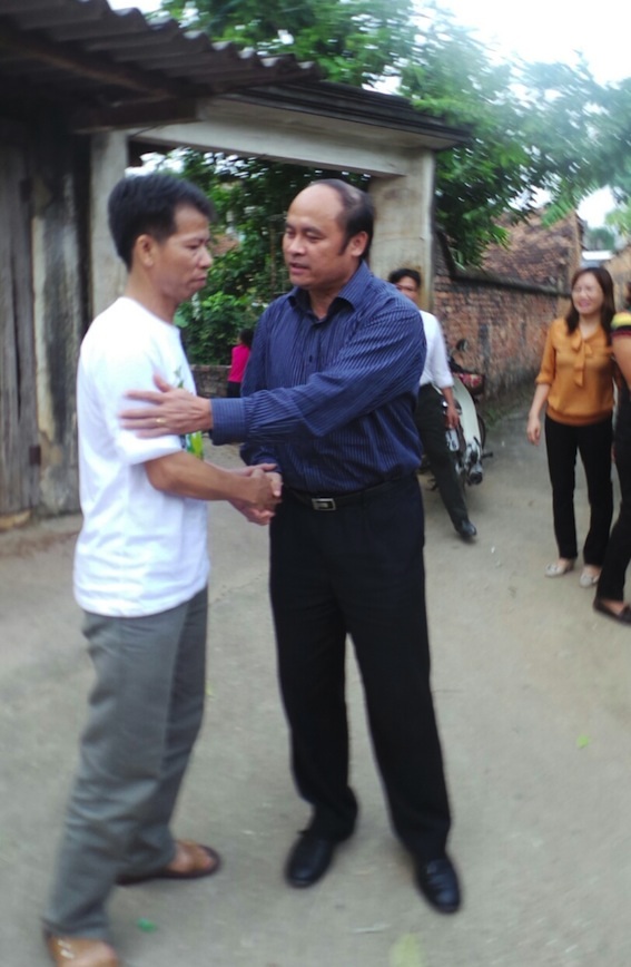  Ông Nguyễn Văn Linh: T