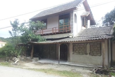 Hung thủ thường xuyên đánh vợ trước khi giết - 1 Hiện trường xảy ra vụ án mạng kinh hoàng