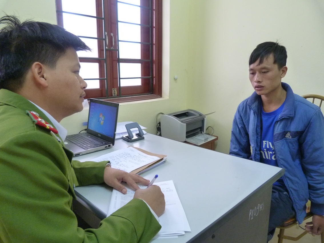 Nghi phạm Đỗ Văn Quý vừa bị bắt khẩn cấp vào ngày 12/12