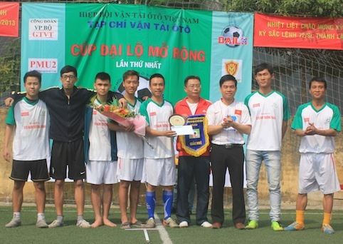 Đội Á quân Thời báo kinh tế Việt Nam