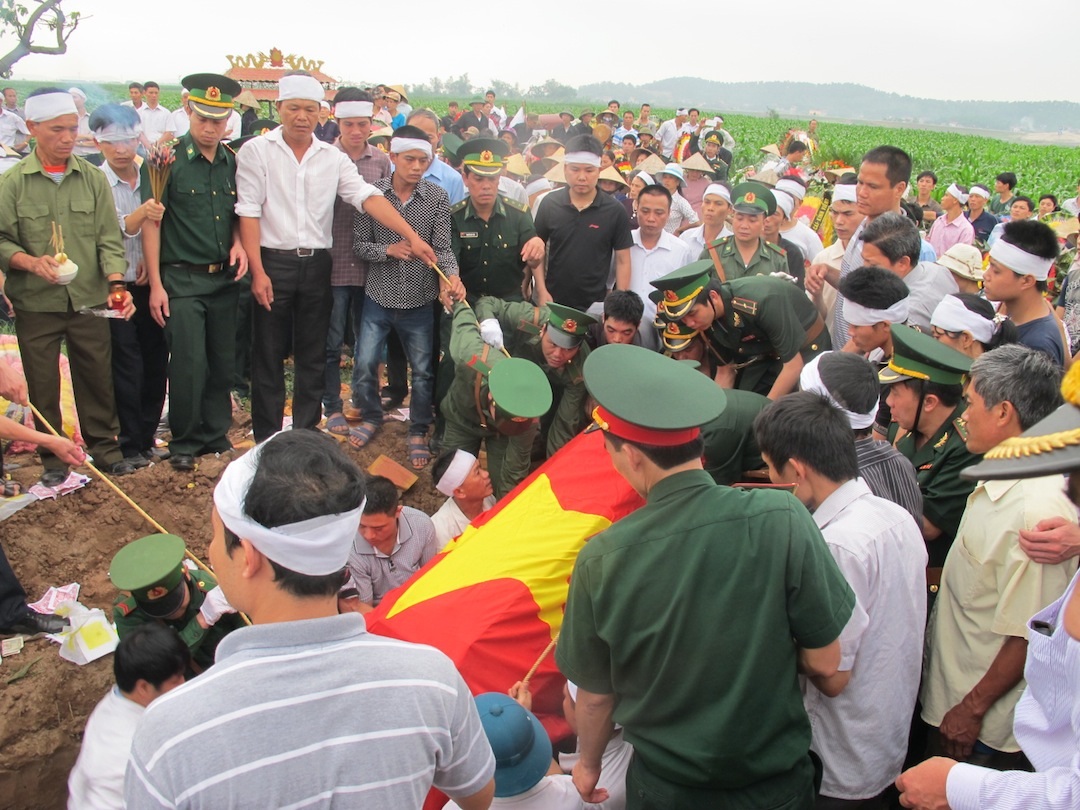 Lễ an táng Trung tá Nguyễn Minh Đãi tại quê nhà - tỉnh Bắc Ninh