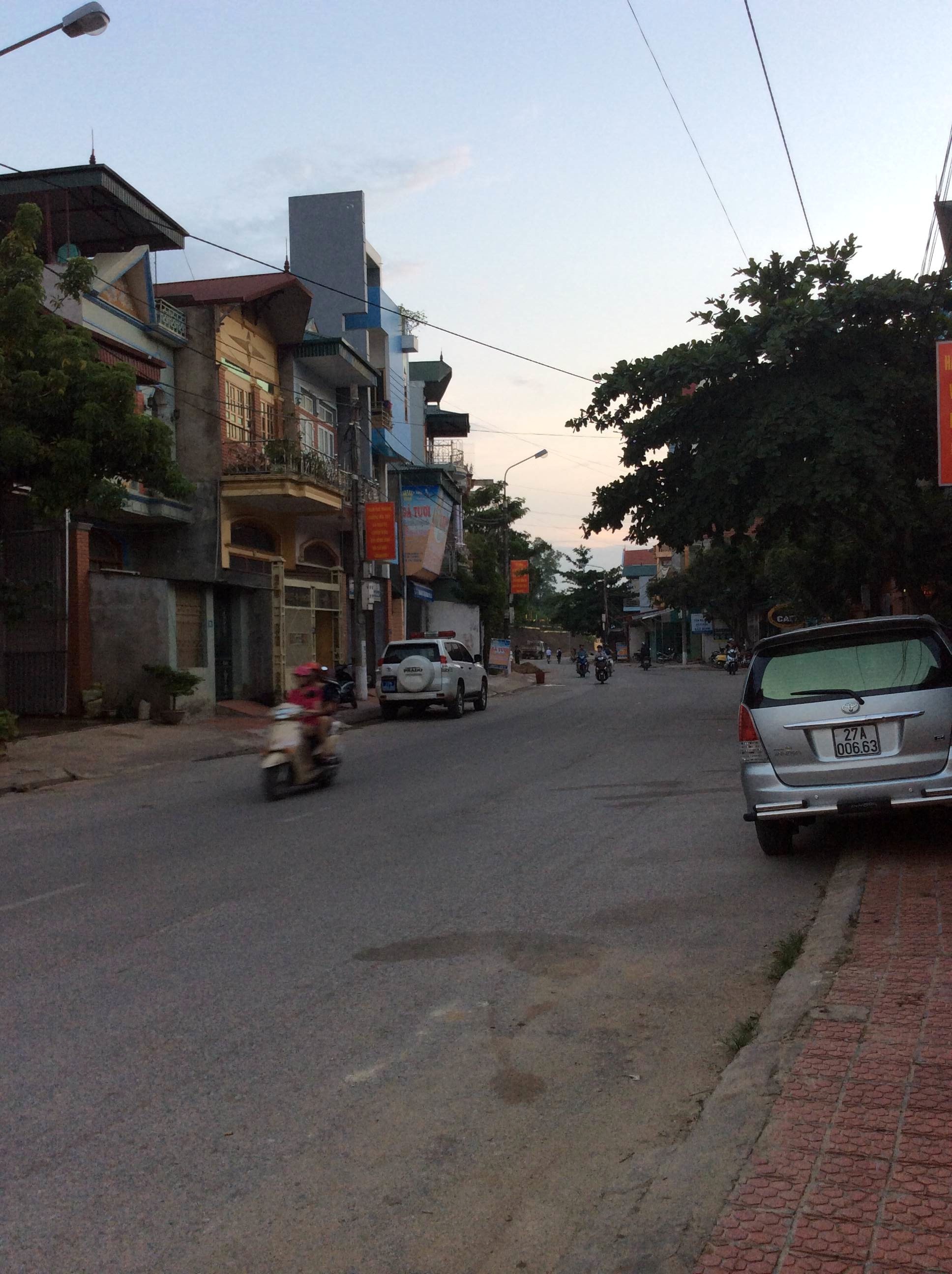 Người dân TP Điện Biên trở lại nhịp sống đời thường sau trận động đất