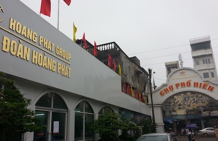 Vụ cháy chợ Phố Hiến: Chợ tạm chính thức hoạt động - 2 Chủ đầu tư chợ Phố Hiến cam kết sẽ xây dựng hoàn thành chợ Phố Hiến mới vào dịp cuối năm 2014.