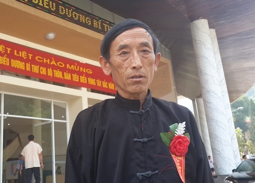 Ông Sùng A Mạnh (54 tuổi) - Bí thư thôn Bản Sỉn, xã Thào Chư Phìn, Si Ma Cai, Lào Cai.
