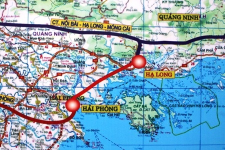 Đại diện lãnh đạo Đảng, lãnh đạo Nhà nước và các Bộ ngành tham dự lễ khởi công.