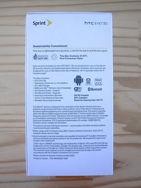 Mở hộp điện thoại 3D không dùng kính HTC EVO 3D - 2