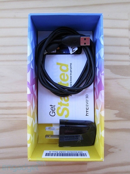 Mở hộp điện thoại 3D không dùng kính HTC EVO 3D - 4