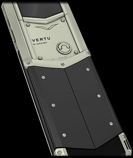 Vertu tung điện thoại xa xỉ mới - 3 Vertu tung điện thoại xa xỉ mới - 3
