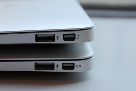 Đập hộp “bộ đôi” MacBook Air 2011 - 9
