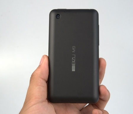 Ngắm “đối thủ truyền kiếp” của iPhone 4 tại Việt Nam - 4