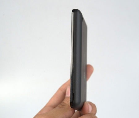 Ngắm “đối thủ truyền kiếp” của iPhone 4 tại Việt Nam - 6